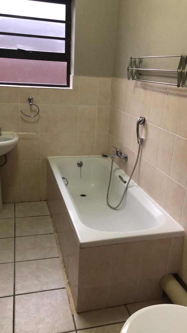 To Let 3 Bedroom Property for Rent in Dana Bay Western Cape